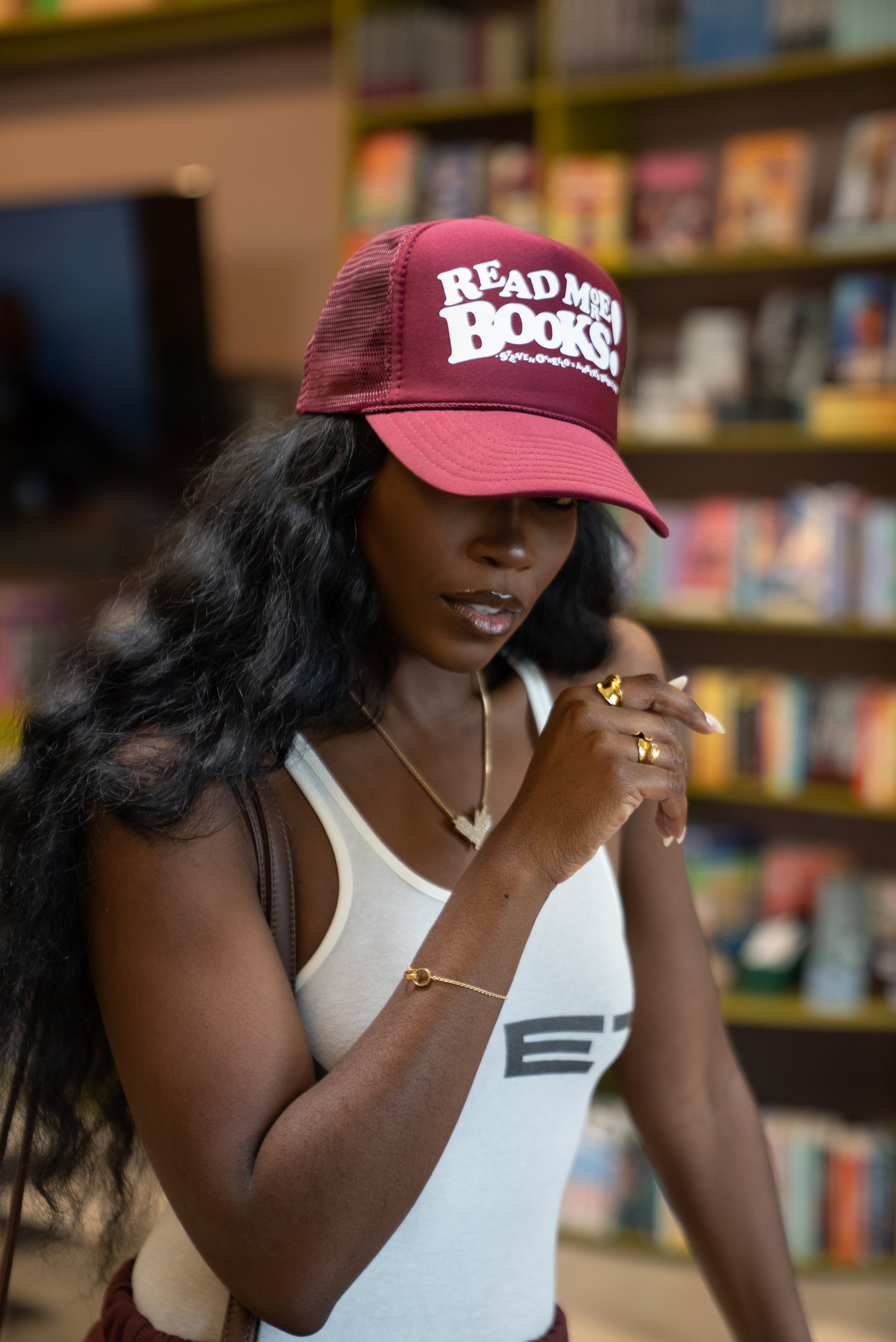 "READ MORE BOOKS!" HAT